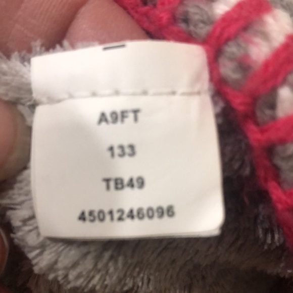 Like New* North Face Fleece Lined Warm Winter Hat - Picture 6 of 10